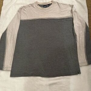 GAP Athletics Top Size L